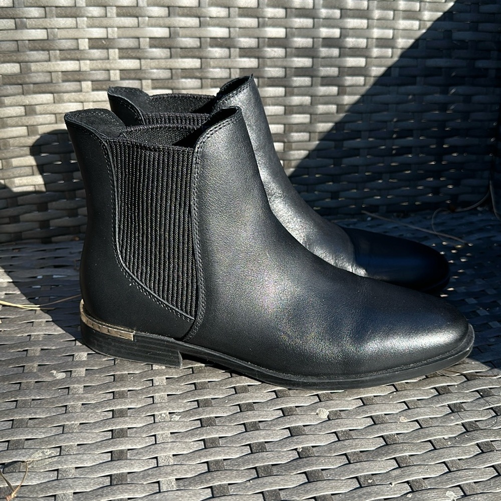NINE WEST ANKEL BOOTS